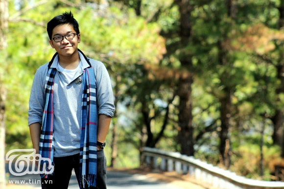 Nguyễn Minh Luân là thành viên trẻ tuổi nhất trong đoàn đón Tổng thống của Lãnh sự quán Ấn Độ.