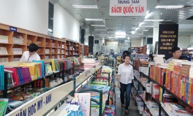 10 nam nhuan but bang 3 bat pho hinh anh