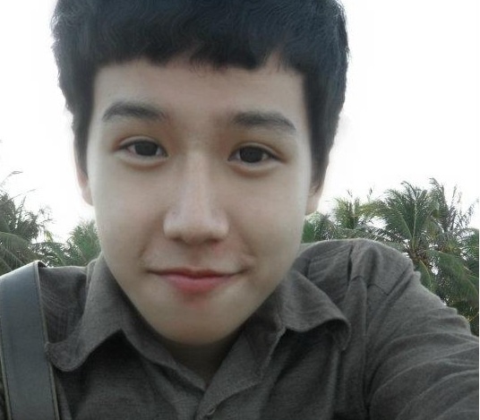 Thịnh Nguyễn tên thật là Nguyễn Trần Đức Thịnh, sinh năm 1994, sống tại TP.HCM.  Hình ảnh Thịnh Nguyễn được chụp  trong năm 2012 khi mới gia nhập thành viên của BB&BG.