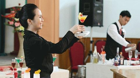 Chuyen khong la o VN: Nang luc gioi thua bang cap hinh anh