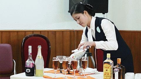Thí sinh cao đẳng trong kỳ thi tay nghề quốc gia.