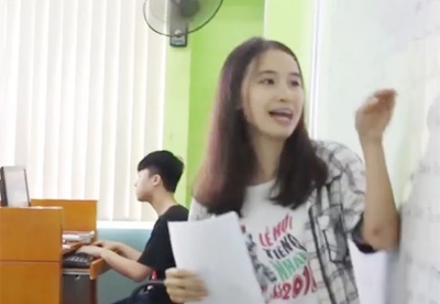 Co giao tre doc rap than sau hinh anh