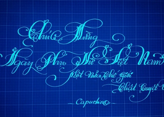 Chang trai 9X co biet tai viet chu dep nhu phuong mua hinh anh