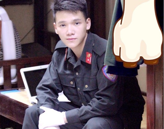 Nam sinh canh sat giao thong noi tieng tren mang hinh anh
