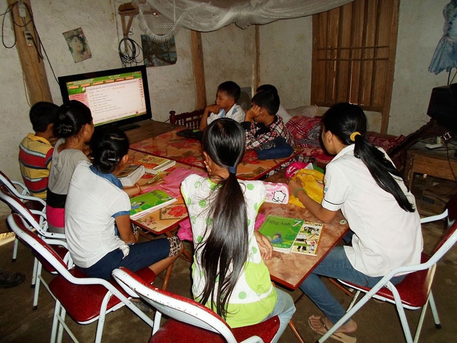  Lớp học của thầy Tuyến.