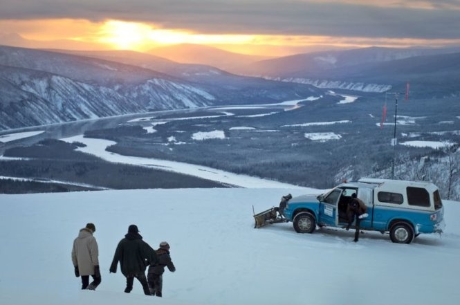 Nu sinh di khap Canada chup anh hoang da hinh anh