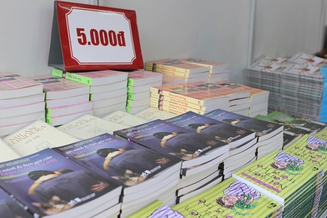 Ngay hoi giam gia sach hang loat con 0 dong hinh anh