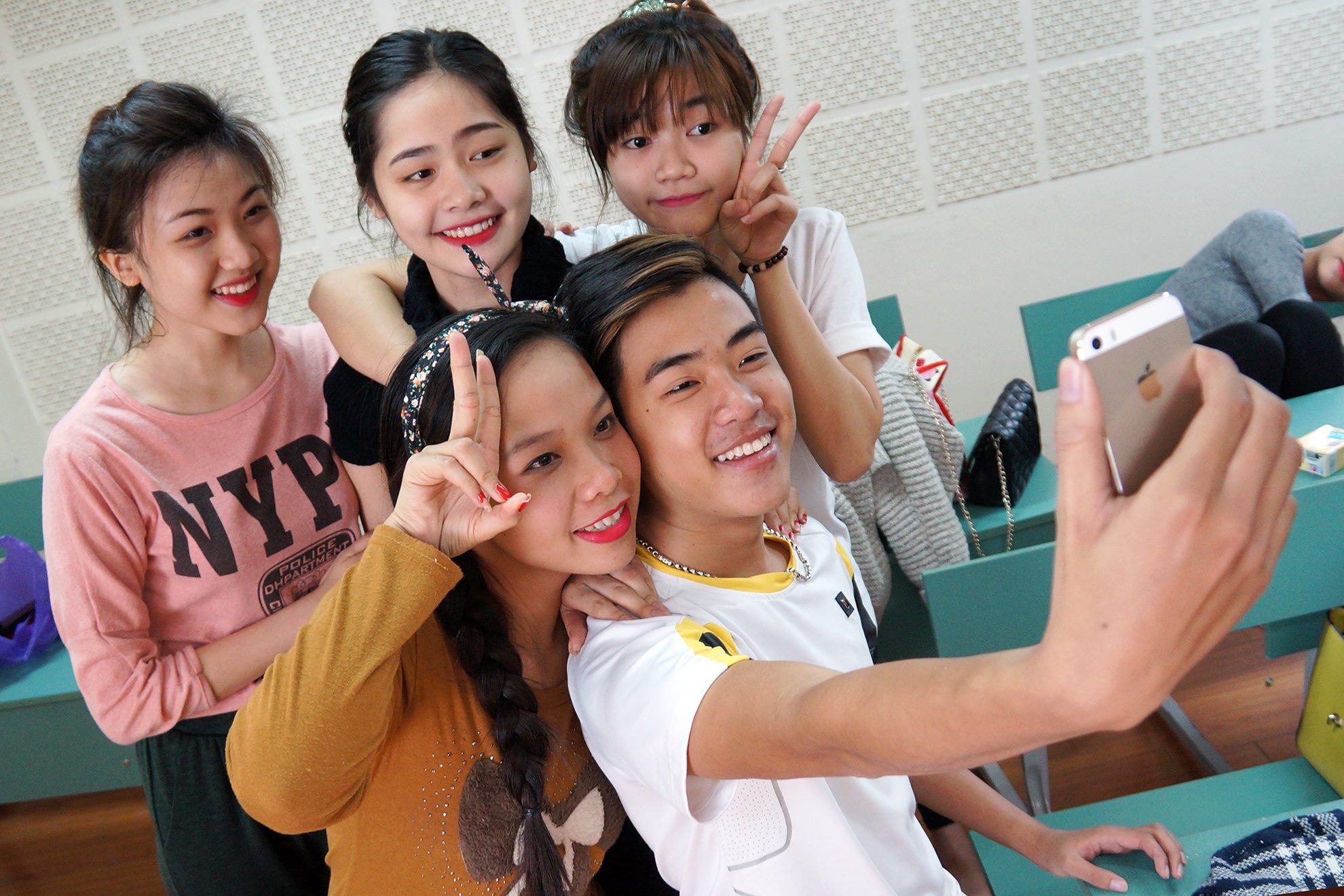 Huyền Thanh mong muốn sẽ trở thành diễn viên chuyên nghiệp.