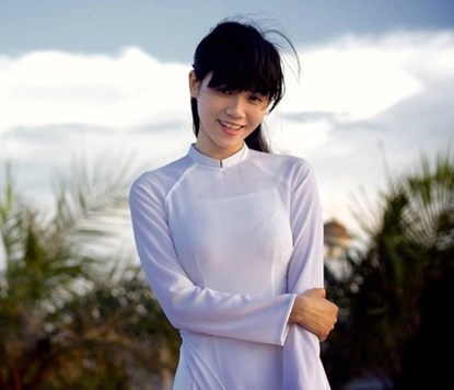 Võ Thị Ngọc Nữ - diễn viên múa có nụ cười tỏa nắng.