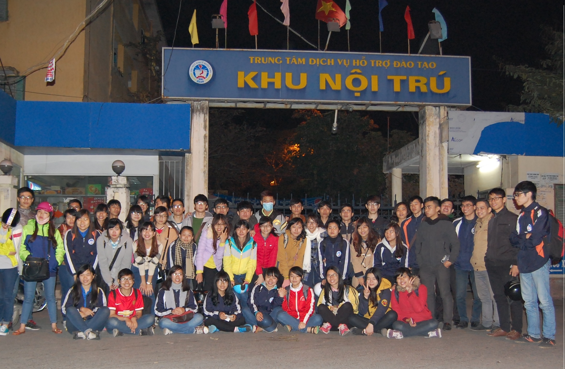 Sinh viên chuẩn bị