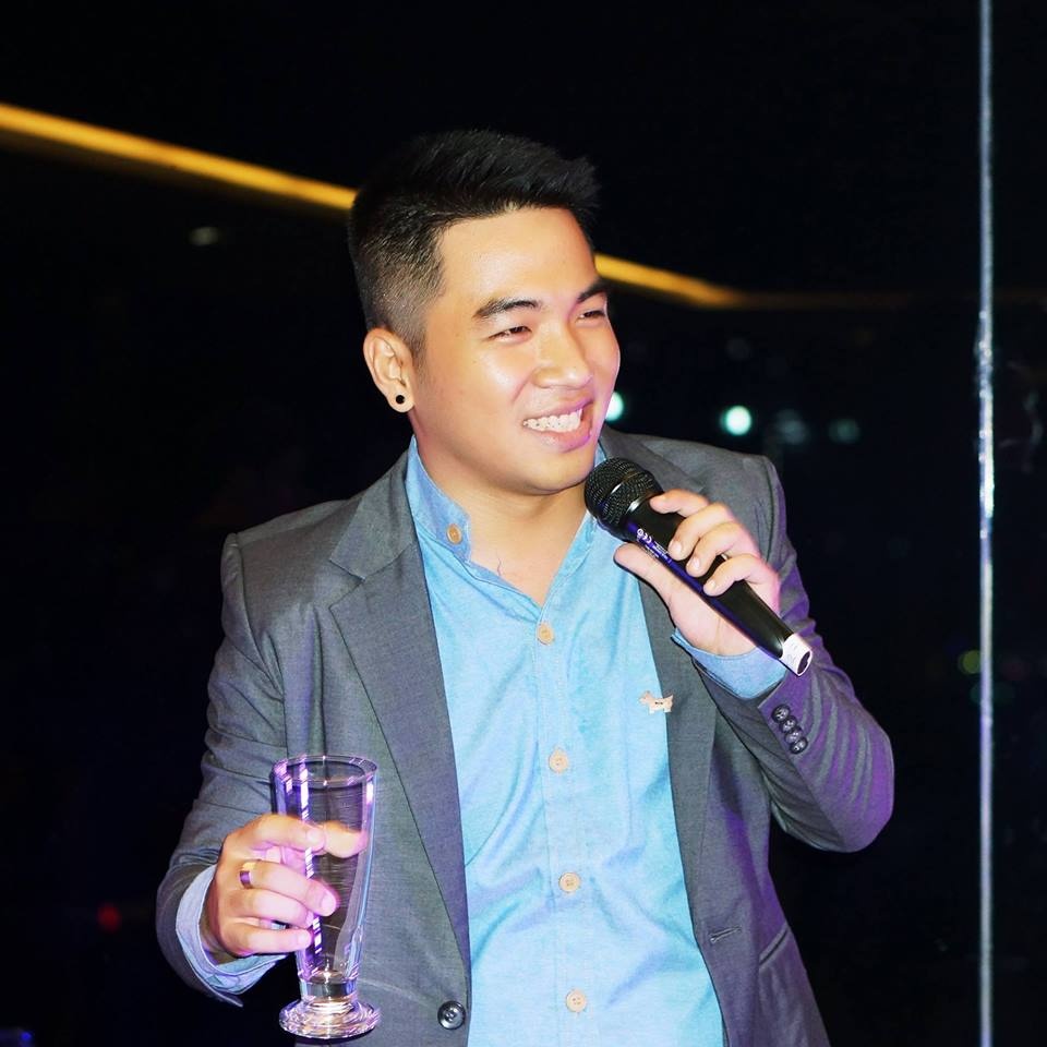 Tác giả Nguyễn Ngọc Thạch.