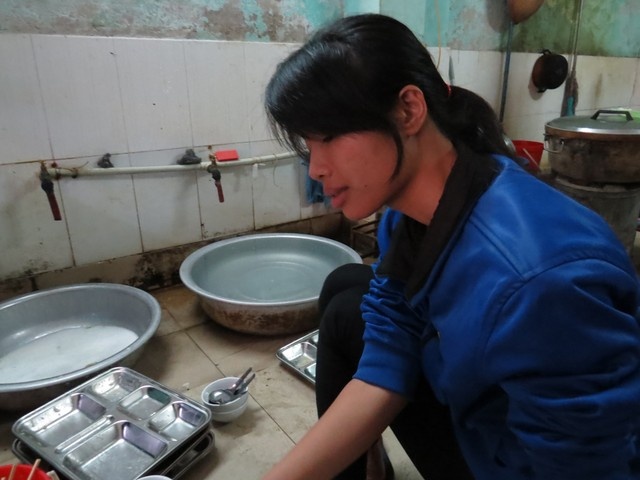 Nu sinh mo coi bi benh tim va noi buon ngay Tet hinh anh