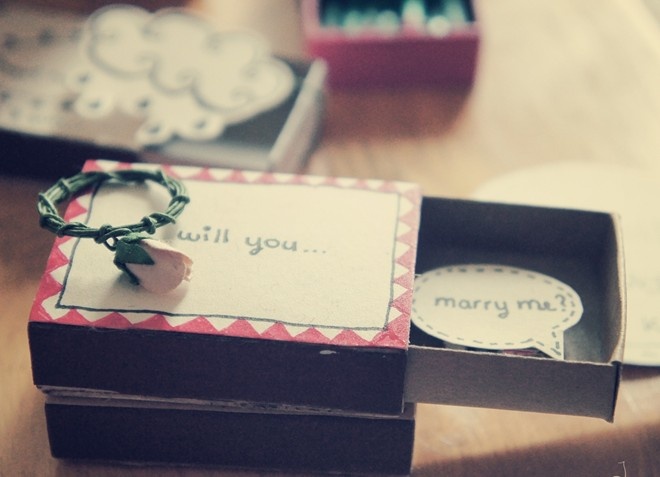 Trung bình có khoảng 220.000 lời cầu hôn được nói ra vào ngày Valentine, chiếm 10% tổng số lời cầu hôn của năm.