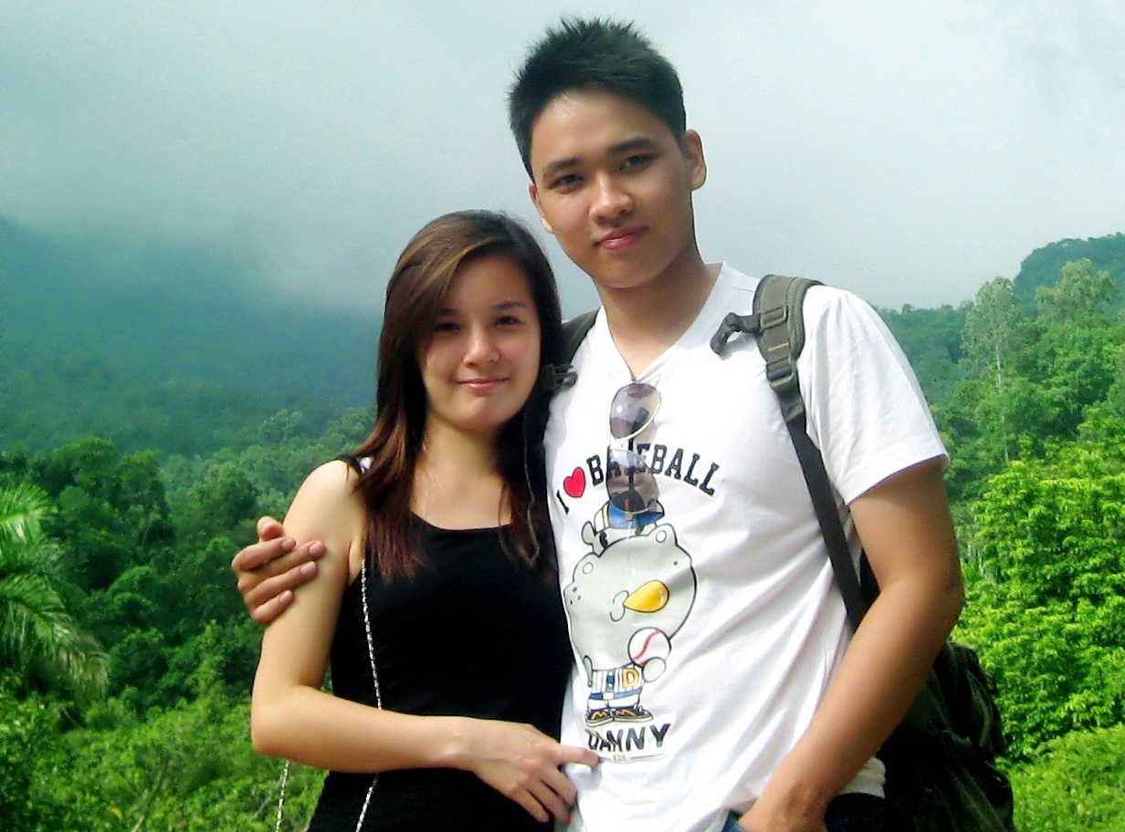 Dù yêu xa nhưng họ luôn làm mới tình cảm của mình.