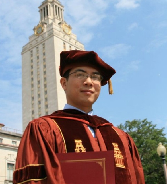 TS Trần Vinh Dự nhận bằng tiến sỹ năm 2007 tại ĐH Texas tại Austin.