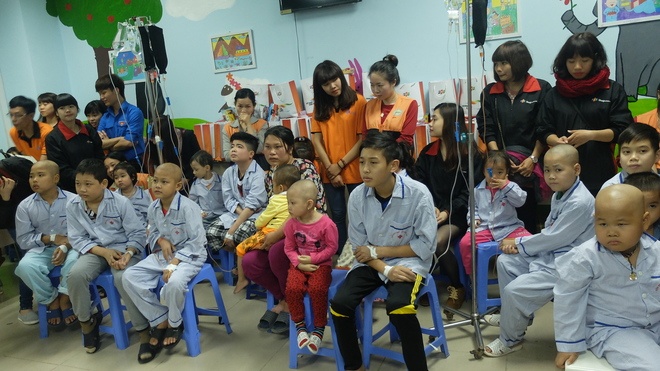 Hang nghin ban tre tham gia ngay hoi ‘Vi cong dong’ hinh anh