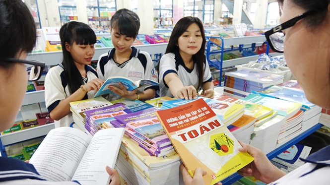 Bo GD-DT khong chi dao bien soan tai lieu on tap hinh anh