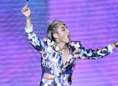 Son Tung M-TP ngam keo vao de thi Hoa hoc hinh anh