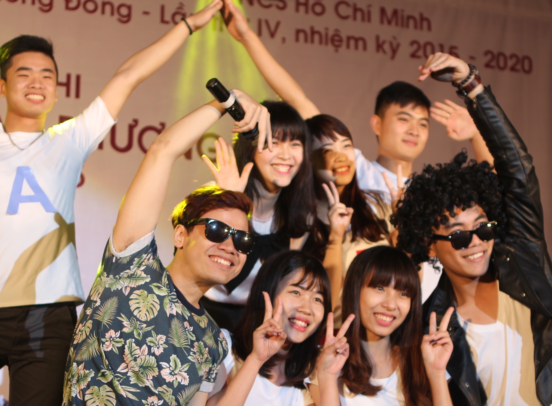 Clip ‘Mot nha’ phien ban sinh vien hinh anh