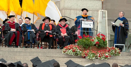 GS Charles Nguyễn Cường khai mạc một ngày lễ của Catholic University of America - Washington D.C.
