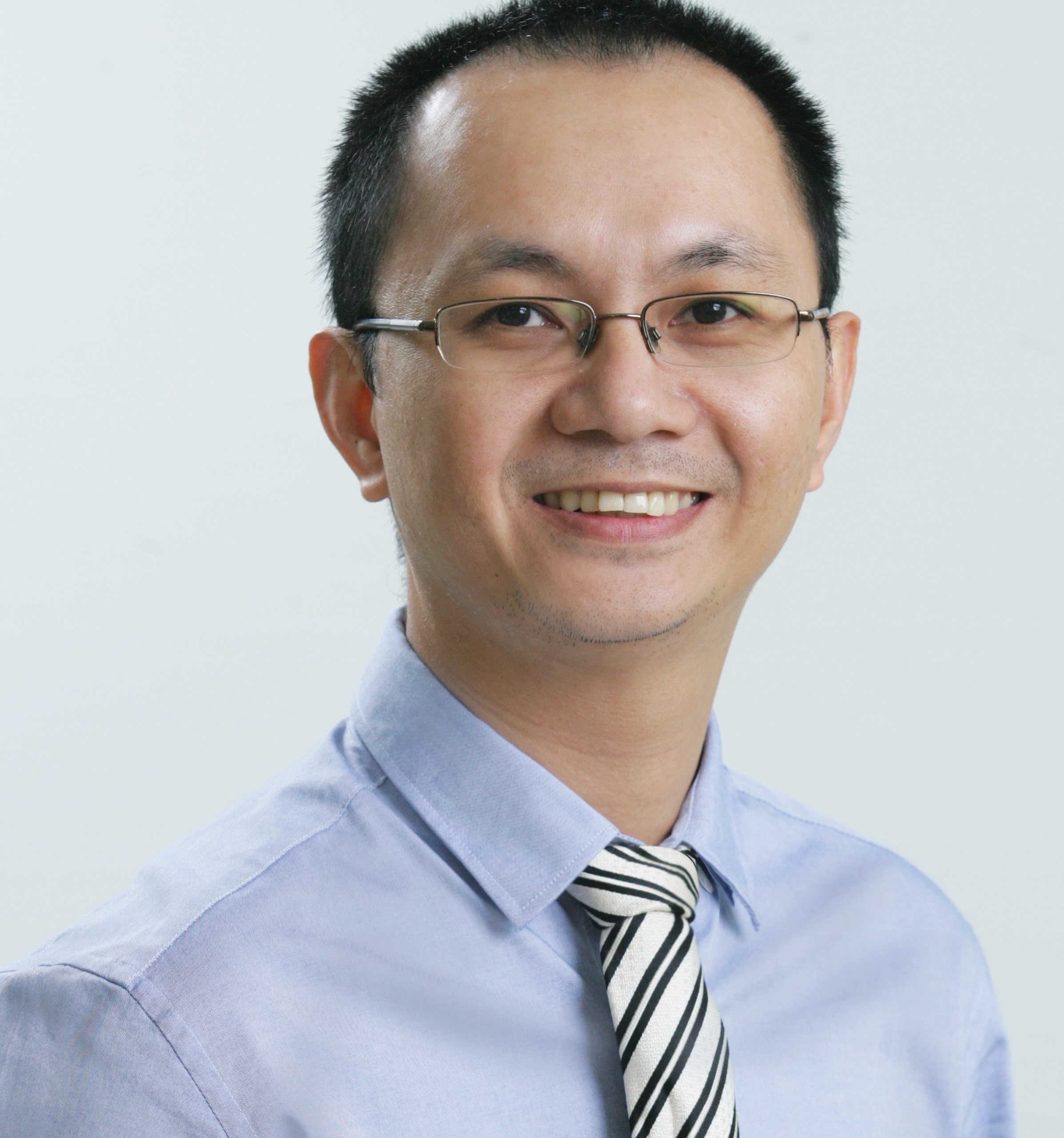 Thầy Hoàng Tuấn Anh Kiệt - Hiệu trưởng nhà trường.