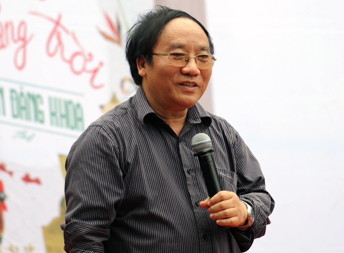 Nha tho Tran Dang Khoa: Toi mat tuoi tho tu nam len 8 hinh anh