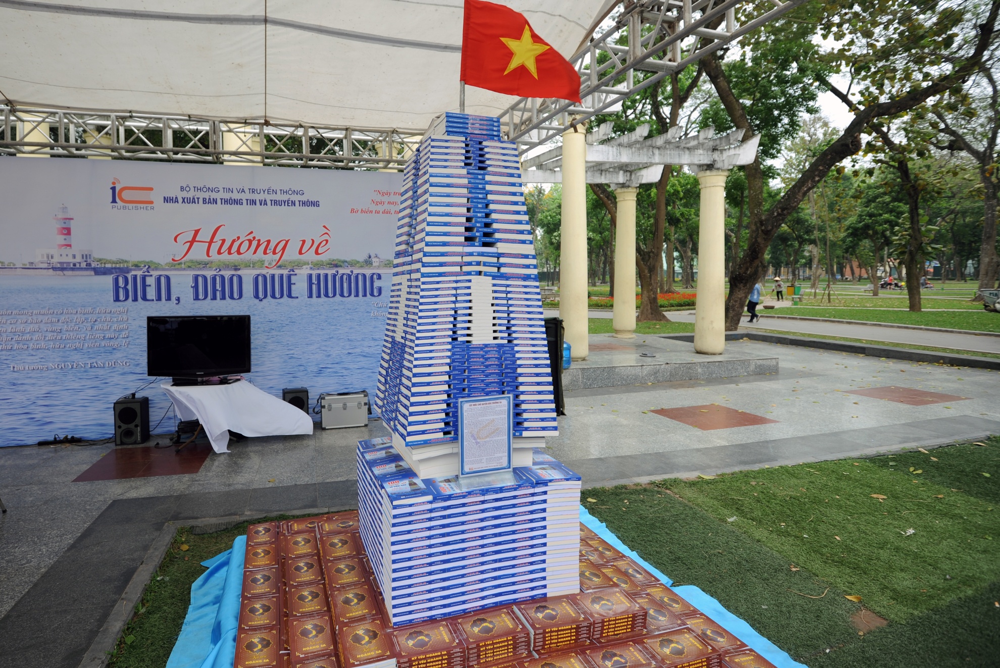 Nhập mô tả cho 1