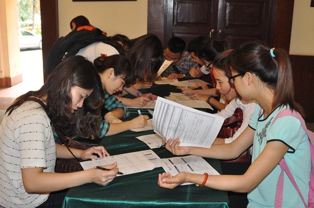 Sinh vien hoc bi quyet lam thu linh hinh anh