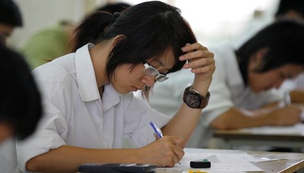 Sua chua sai sot ho so tuyen sinh den 20/5 hinh anh