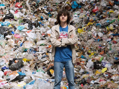 He thong don rac tren bien cua sinh vien Ha Lan 20 tuoi hinh anh