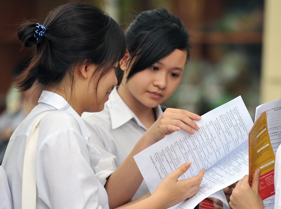 Ha Noi cong bo diem thi vao lop 10 hinh anh