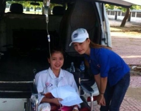 Thi sinh vua truyen nuoc vua lam bai thi hinh anh