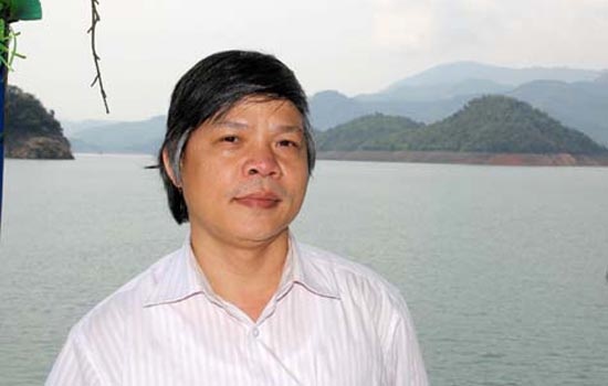 Thầy giáo Đỗ Việt Khoa.