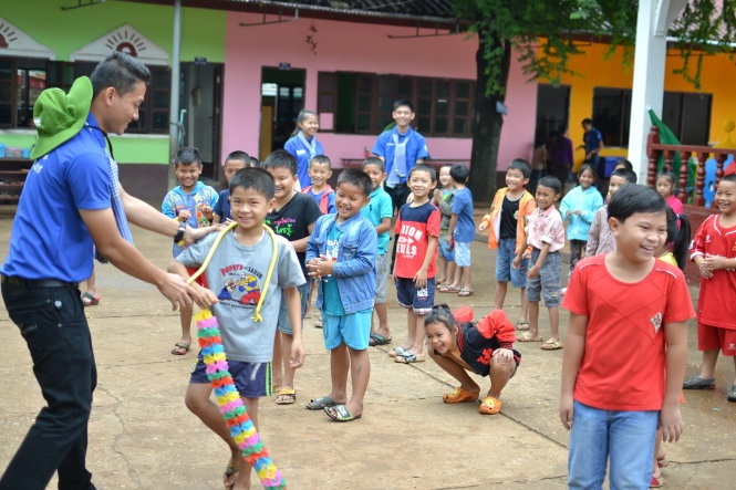 360 do cung Mua he xanh tren dat Lao hinh anh