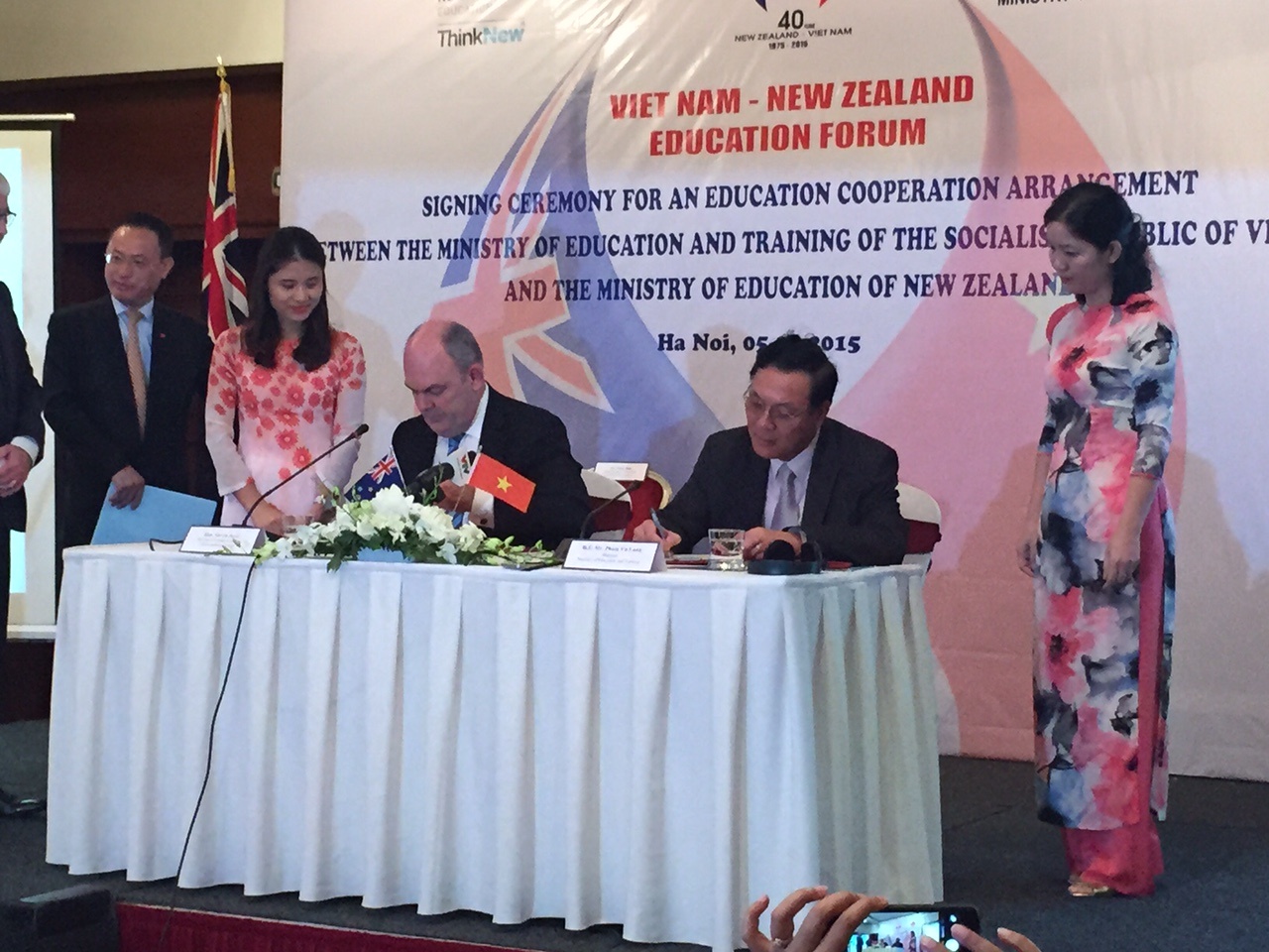 Giao duc la cau noi quan trong Viet Nam - New Zealand hinh anh