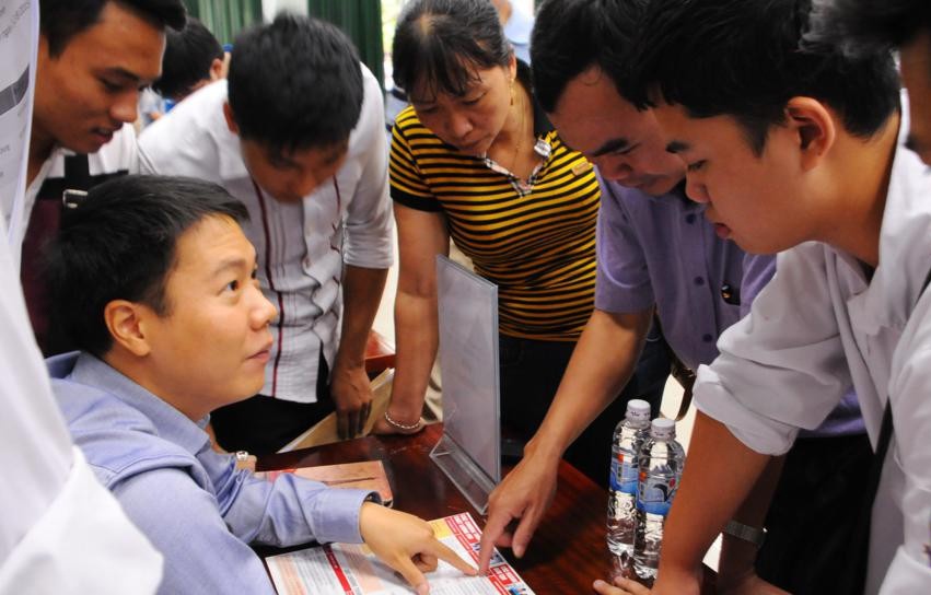 Thi sinh diem cao lo truot dai hoc hinh anh