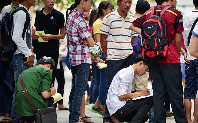 20 ngay xet tuyen dai hoc cang thang cua thi sinh hinh anh