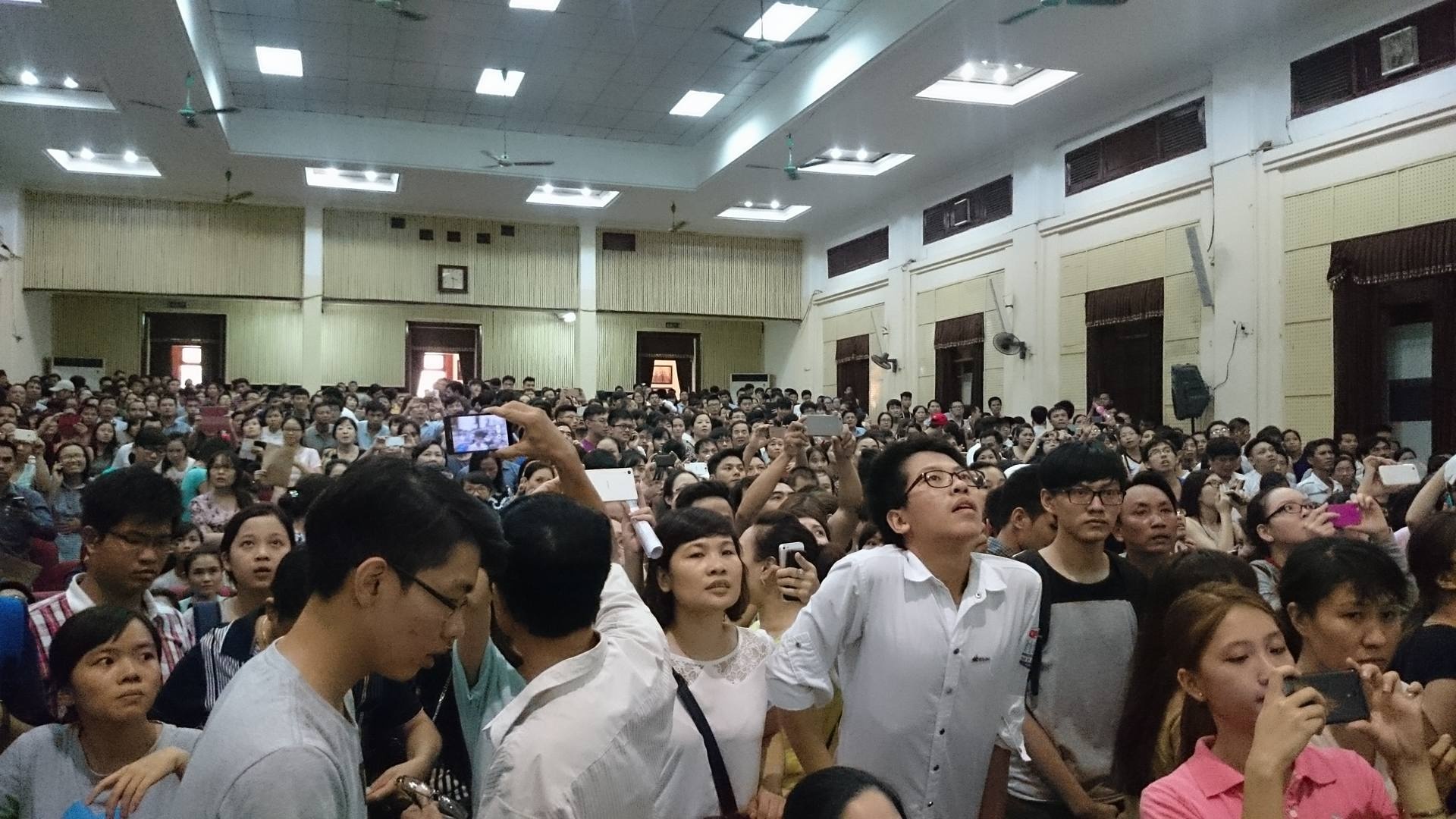 Nhập mô tả cho d