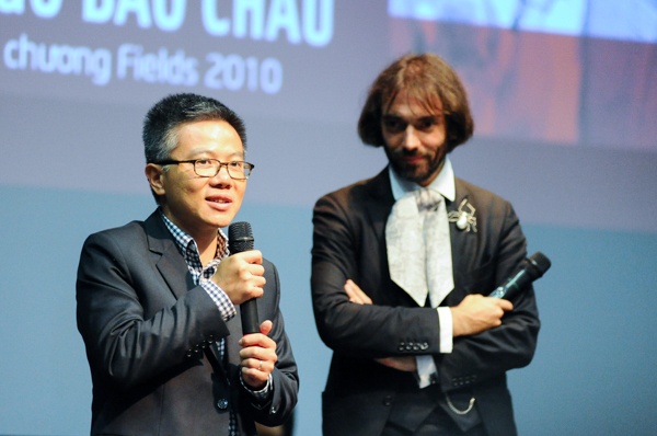 GS Ngo Bao Chau: Toi truong thanh tu su tu ai hinh anh