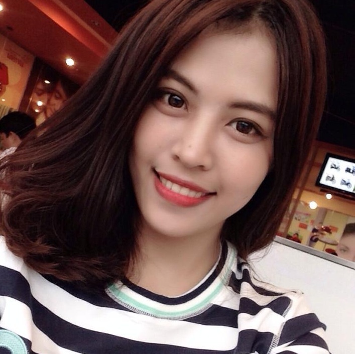 Cô giáo 9X Lê Cẩm Vân.