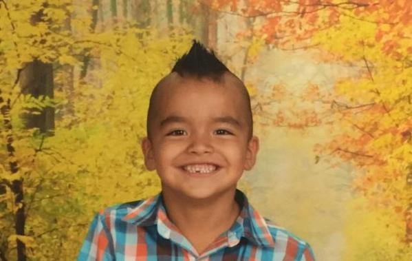 Hoc sinh lop 2 bi duoi khoi lop vi kieu dau tho dan hinh anh