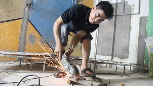 Sau khi hoàn lương, Dương thấy quý thời gian, hạnh phúc khi làm việc hết mình.