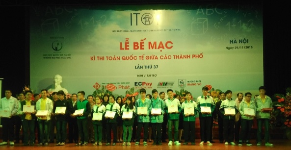 322 thi sinh doat giai ky thi Toan quoc te hinh anh
