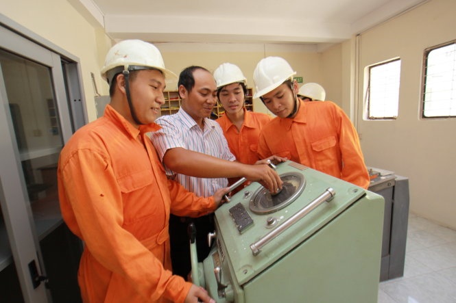 Co phan hoa dai hoc la mot sai lam? hinh anh