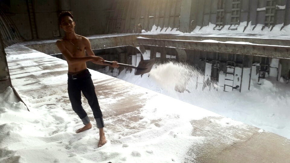 Mua tet, sap bay viec nhe luong cao hinh anh