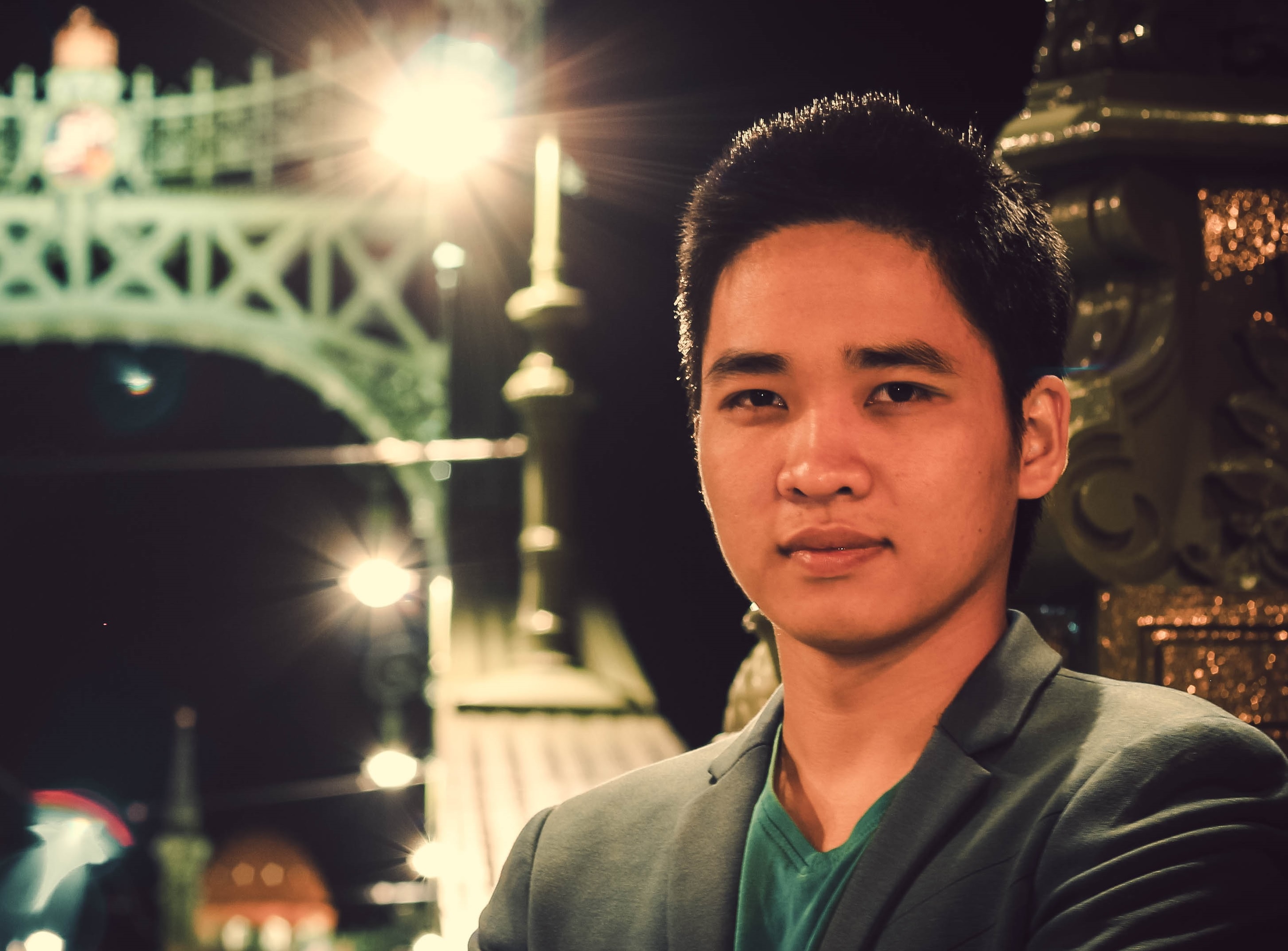 Chang du hoc sinh Viet noi tieng tren bao chi Hungary hinh anh