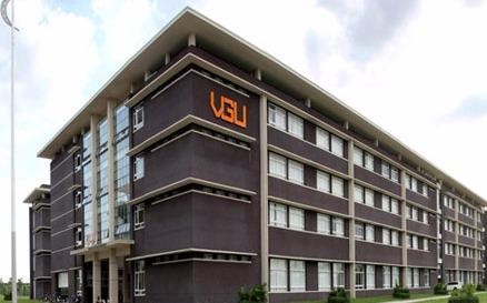 Chuyen doi co quan chu quan 2 truong dai hoc hinh anh