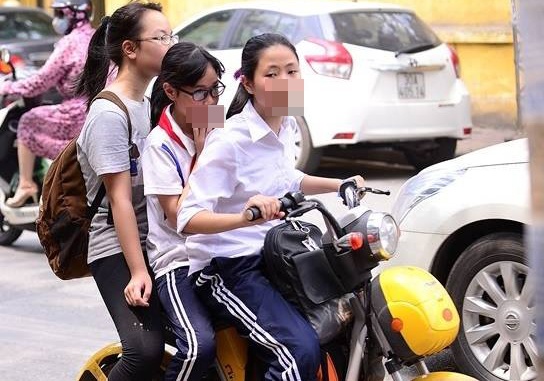 Sua quy dinh buoc thoi hoc vi pham luat giao thong hinh anh