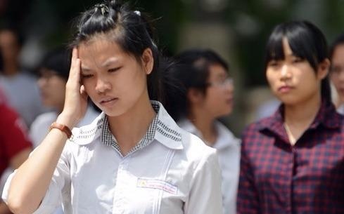 Vi sao chon nganh 'hot' van that nghiep? hinh anh
