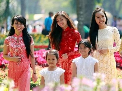 Lam chinh tri phai 'cool' hinh anh
